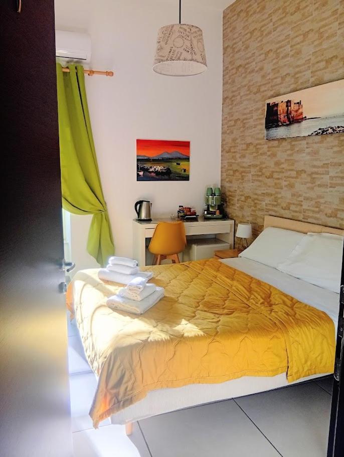Bed and Breakfast Megaride Santa Lucia Neapel Exterior foto