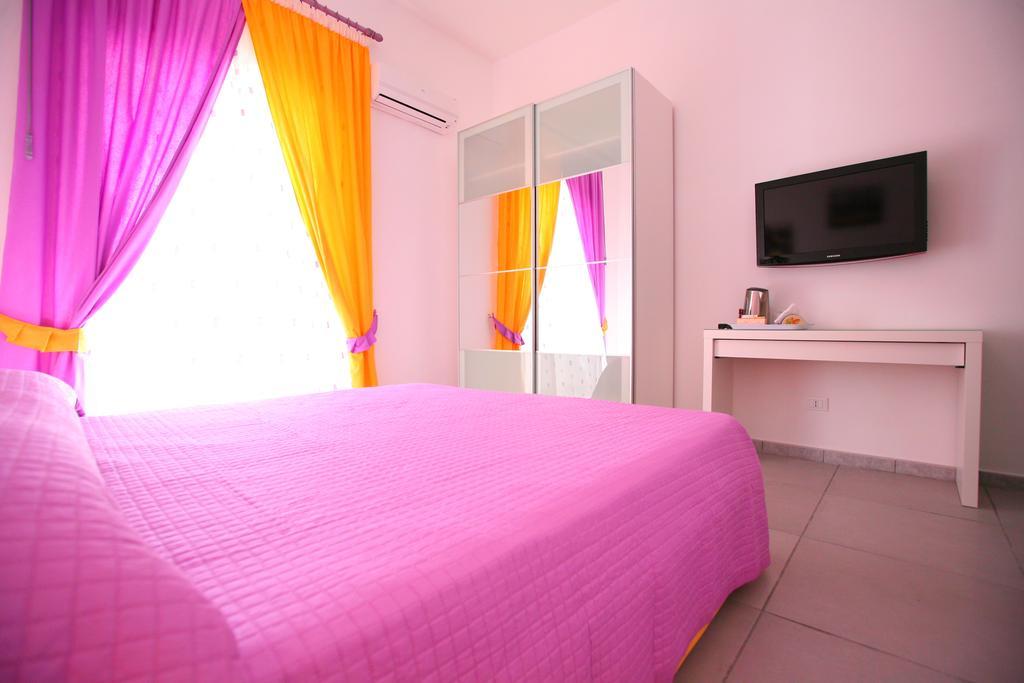 Bed and Breakfast Megaride Santa Lucia Neapel Exterior foto