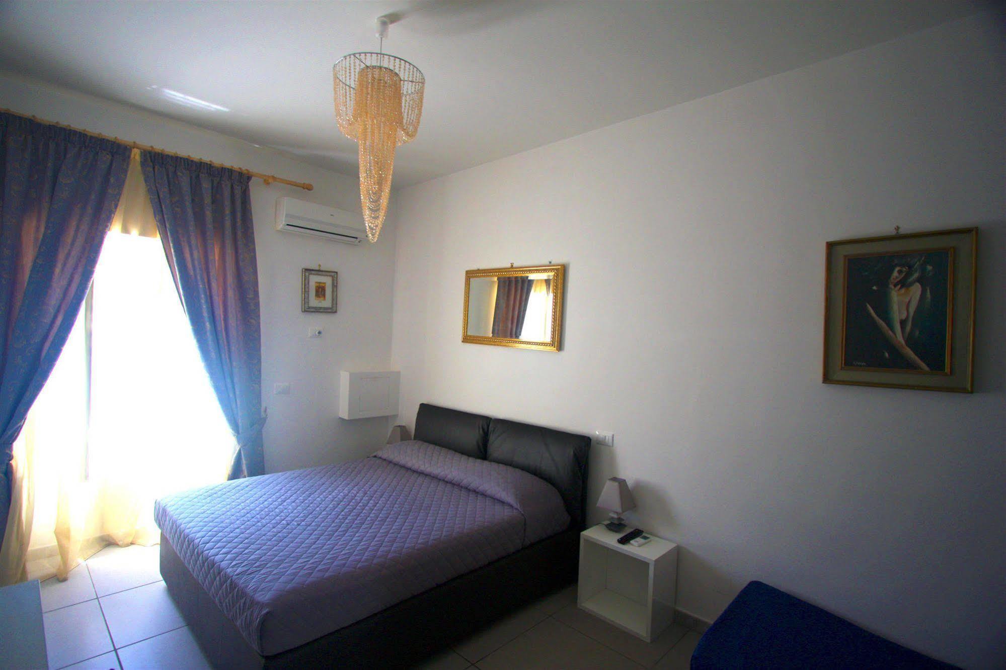 Bed and Breakfast Megaride Santa Lucia Neapel Exterior foto